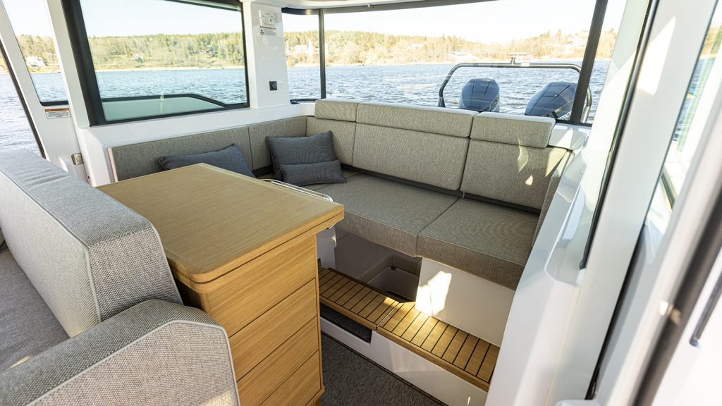 Axopar_37_XC_2025_800hk_ (13)