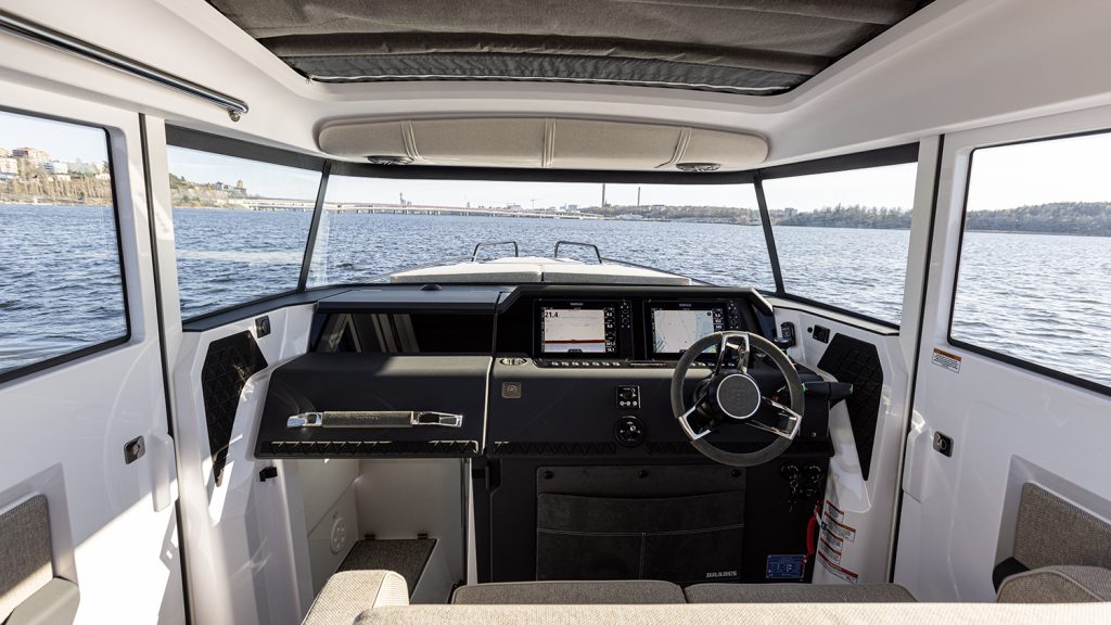 Axopar_37_XC_2025_800hk_ (2)