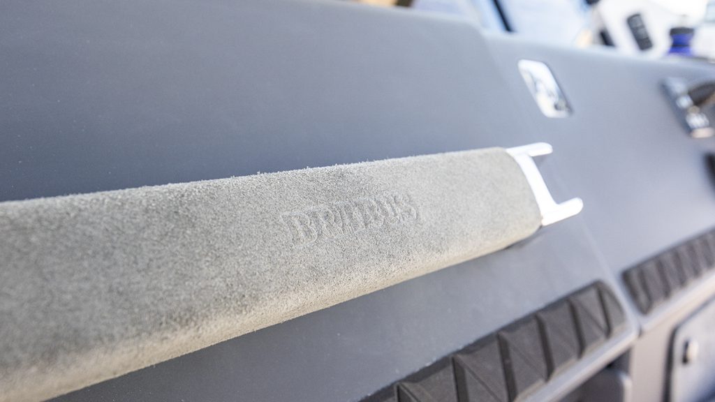 Axopar_37_XC_2025_800hk_ (26)