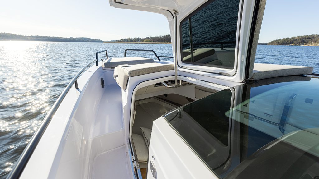 Axopar_37_XC_2025_800hk_ (39)