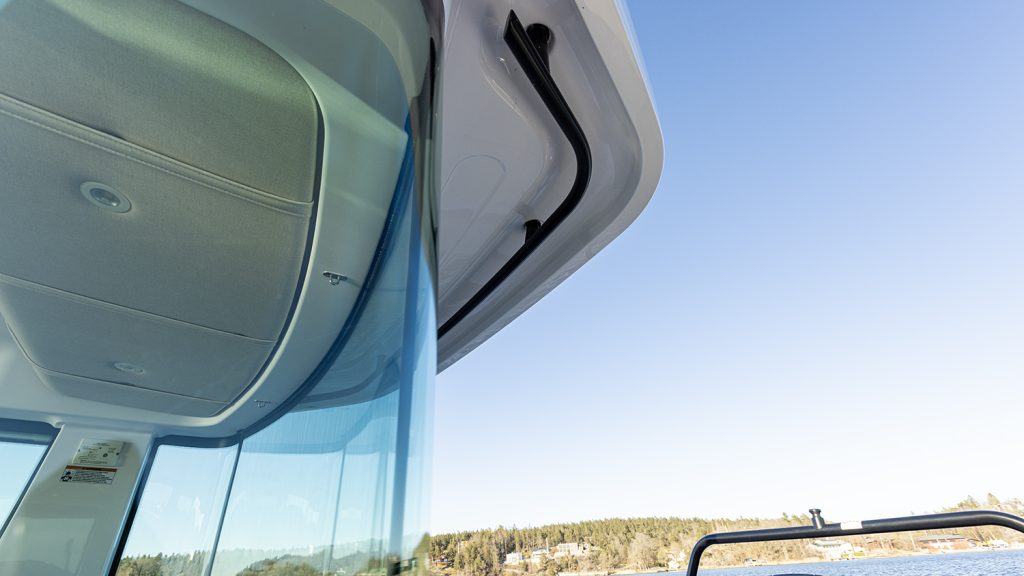 Axopar_37_XC_2025_800hk_ (41)