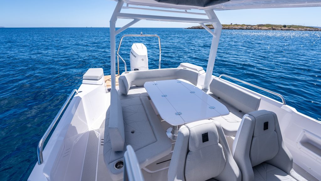 Axopar_29_Sun-Top_Nimbusstockholm (17)