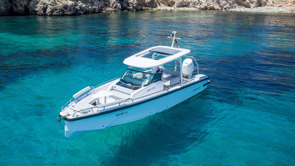 Axopar_29_Sun-Top_Nimbusstockholm (9)