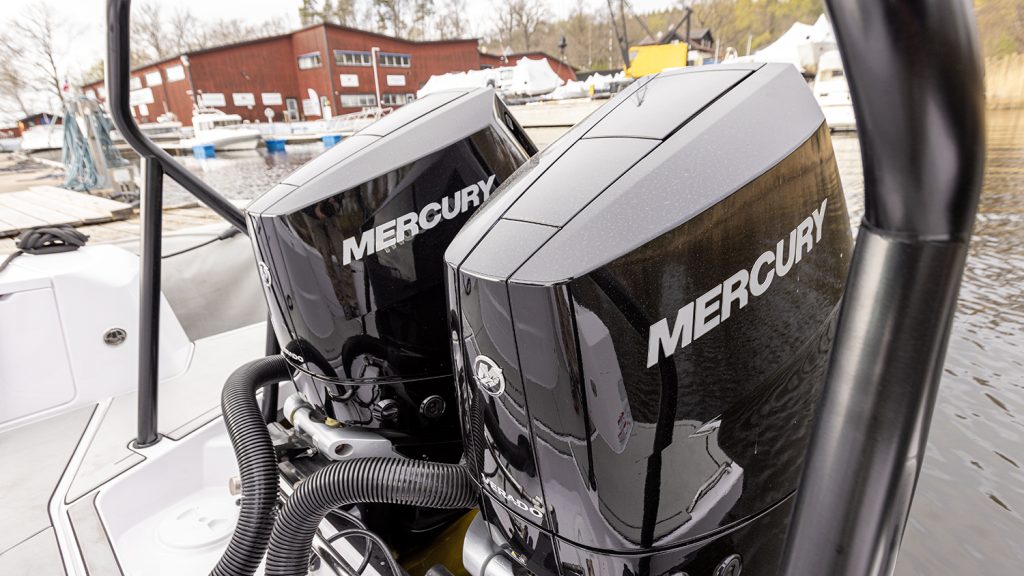 Axopar_37_XC_2024_18_MercuryV10_350hk_Nimbuslidingö (32)