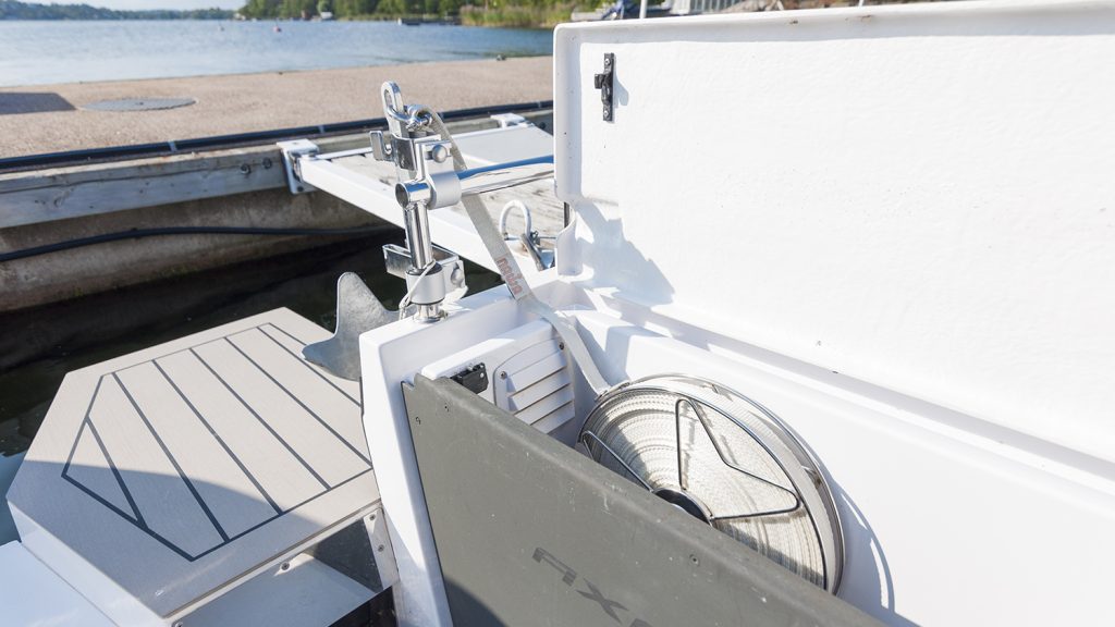 Axopar_28_Open_Cabin_Nimbusstockholm_ankare