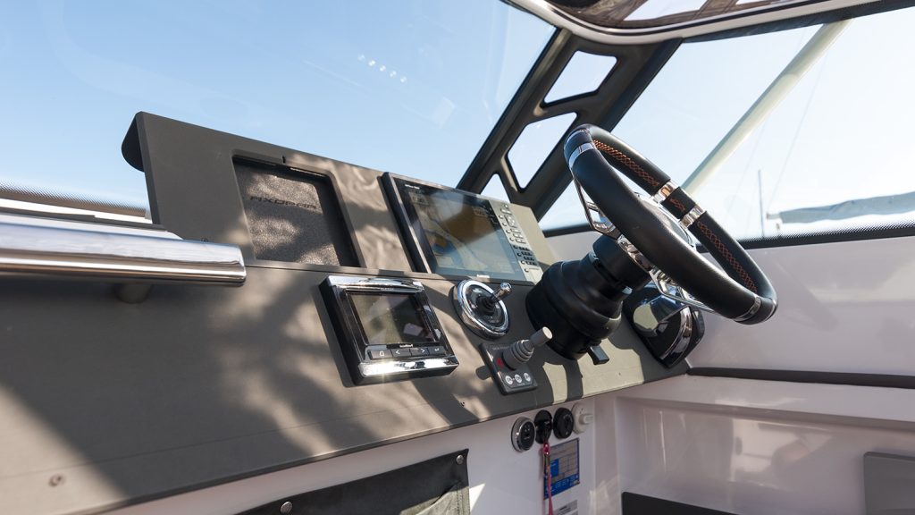 Axopar_28_Open_Cabin_Nimbusstockholm_vesselView