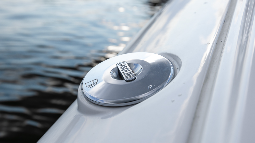 Fairline_F_Line_33_Nimbuslidingö (22)