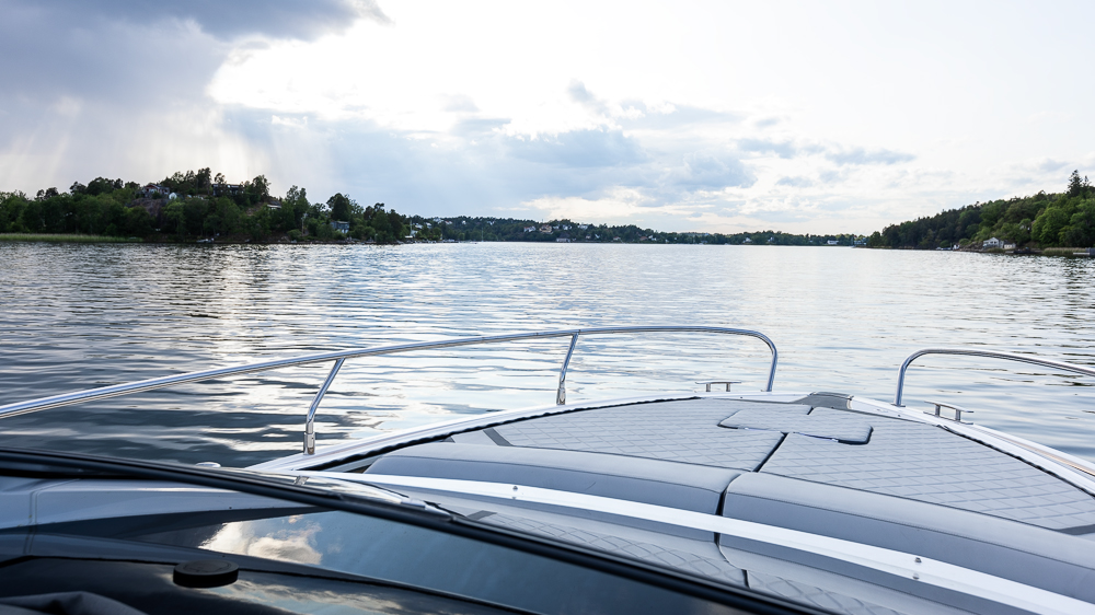 Fairline_F_Line_33_Nimbuslidingö (43)