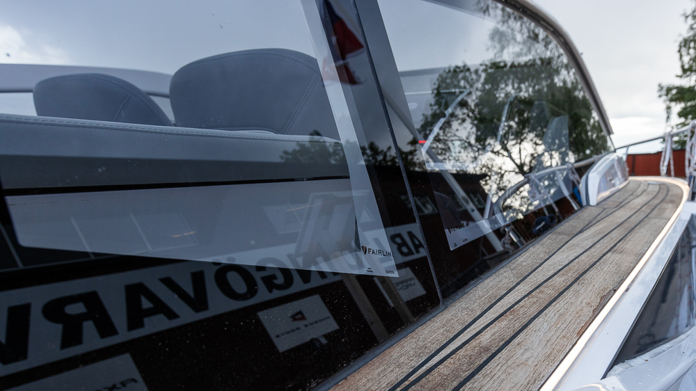 Fairline_F_Line_33_Nimbuslidingö (54)