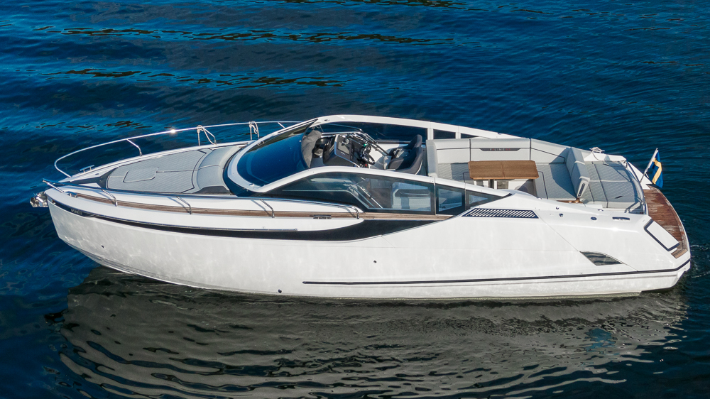 Fairline_F_Line_33_Nimbuslidingö (75)