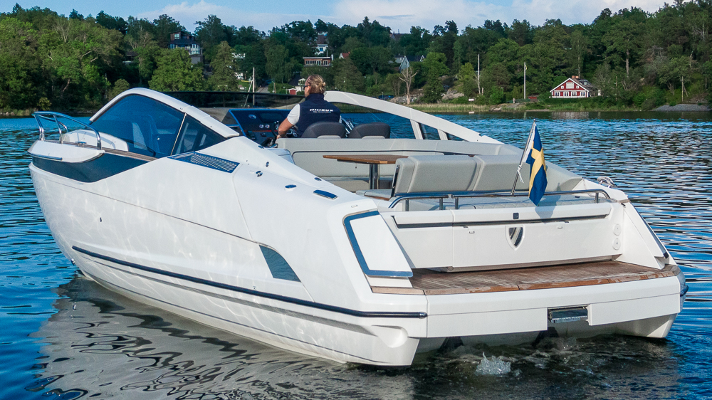 Fairline_F_Line_33_Nimbuslidingö (78)