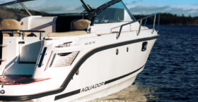 aquador-25-dc-styrbord-fribordsida-1024x683-1-280x145