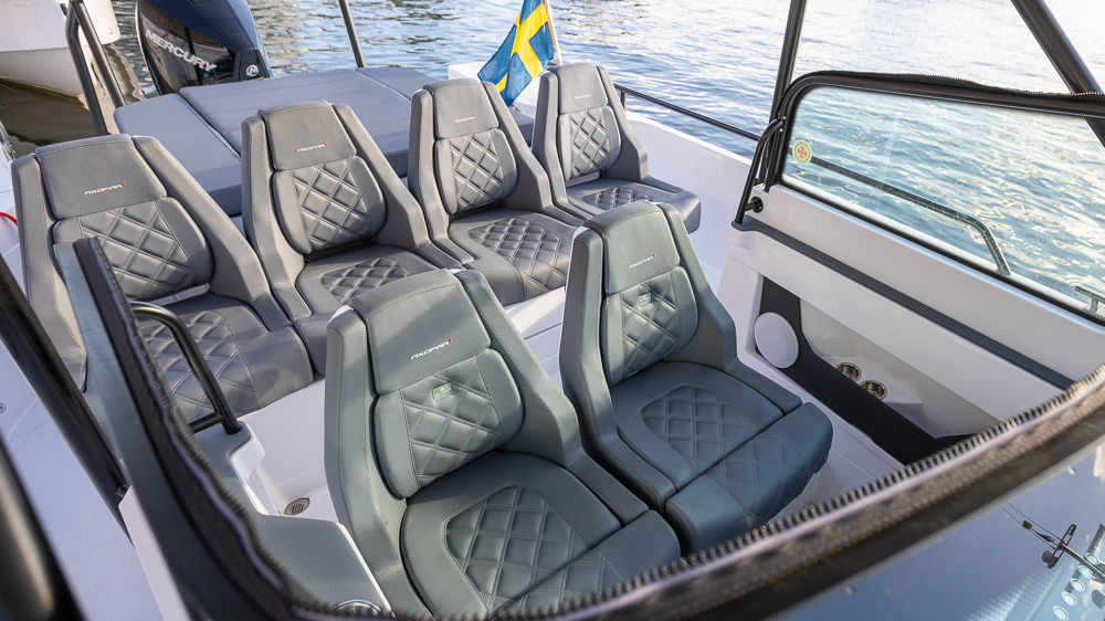 Axopar_28_T-Top_2021_Nimbus_Lidingö (1)
