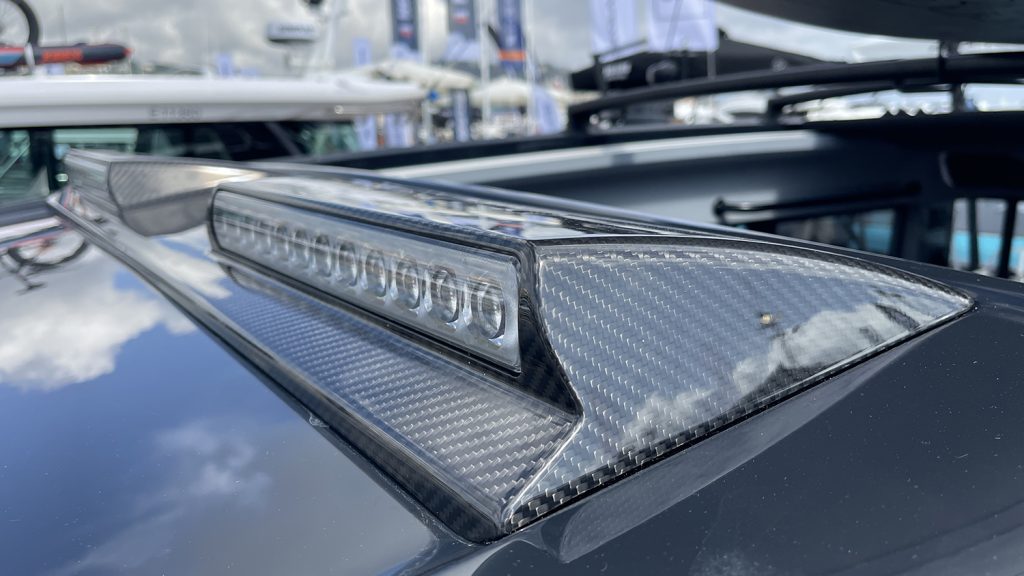 Brabus_Shadow_900_XC_blackOPS_2022_takljus