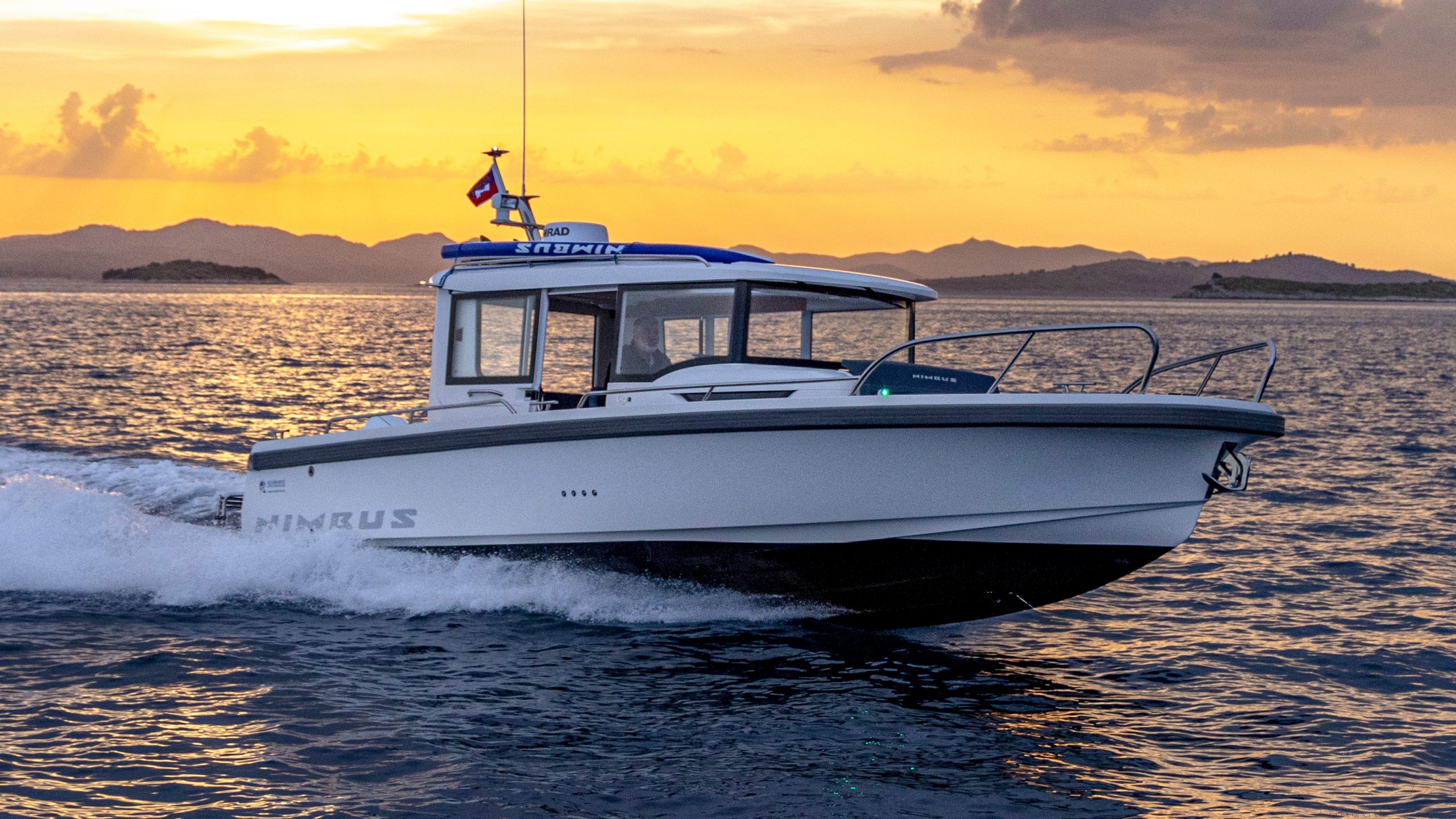 Nimbus_C9_Commuter_9_Nimbus (2)