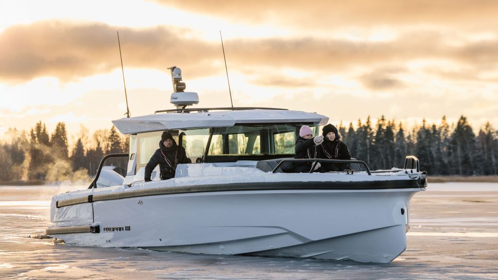 Axopar_38_XC_CrossCabin_2026_Nimbusstockholm_lidingö (11)