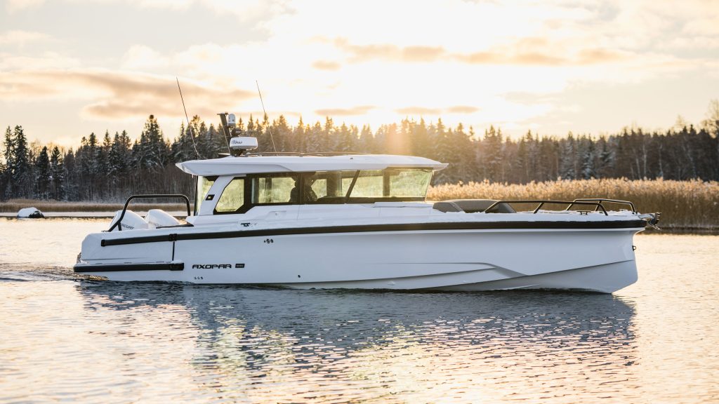 Axopar_38_XC_CrossCabin_2026_Nimbusstockholm_lidingö (13)