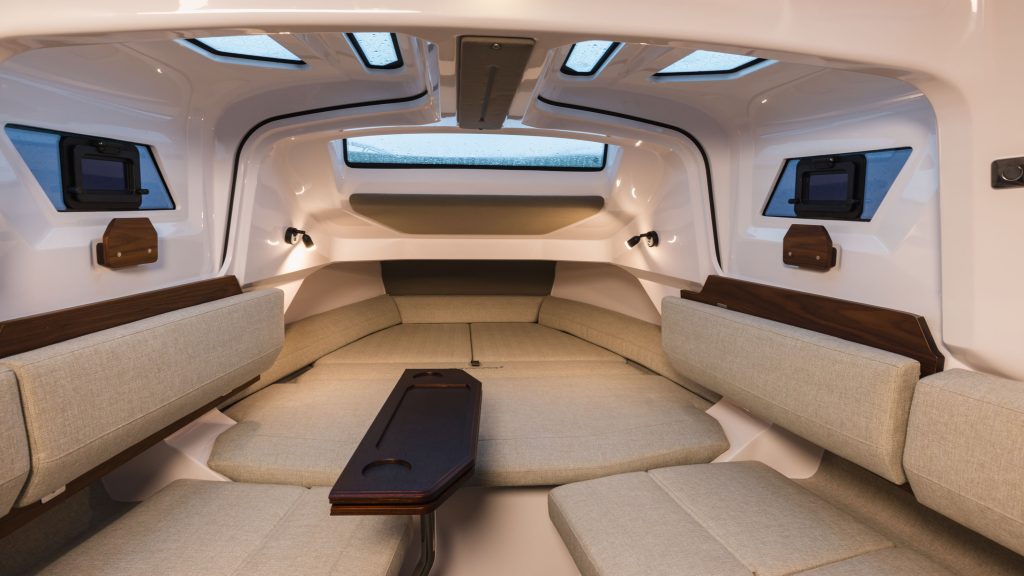 Axopar_38_XC_CrossCabin_2026_Nimbusstockholm_lidingö (17)