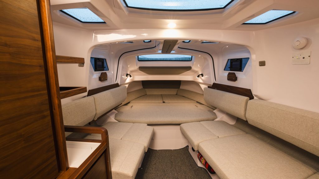 Axopar_38_XC_CrossCabin_2026_Nimbusstockholm_lidingö (18)