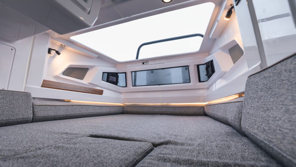 Axopar_38_XC_CrossCabin_2026_Nimbusstockholm_lidingö (27)