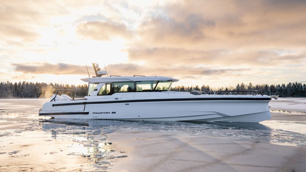 Axopar_38_XC_CrossCabin_2026_Nimbusstockholm_lidingö (9)