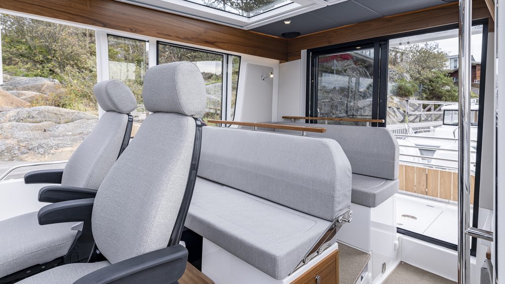 C11_interior_DSF6286