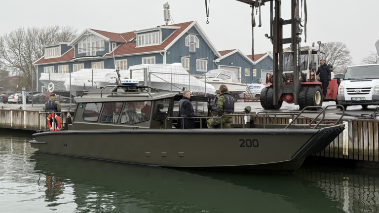 Nimbus arbetsbåt för Försvarsmakten är sjötestad