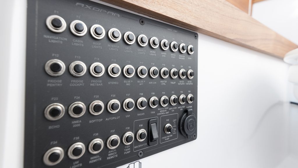 Axopar_37_Cabin_2018_Nimbusstockholm_fuse