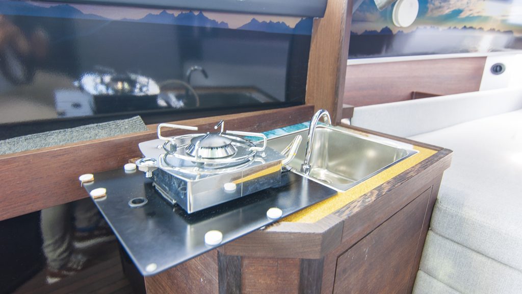 Axopar_37_Cabin_2019_Nimbusstockholm_gasol