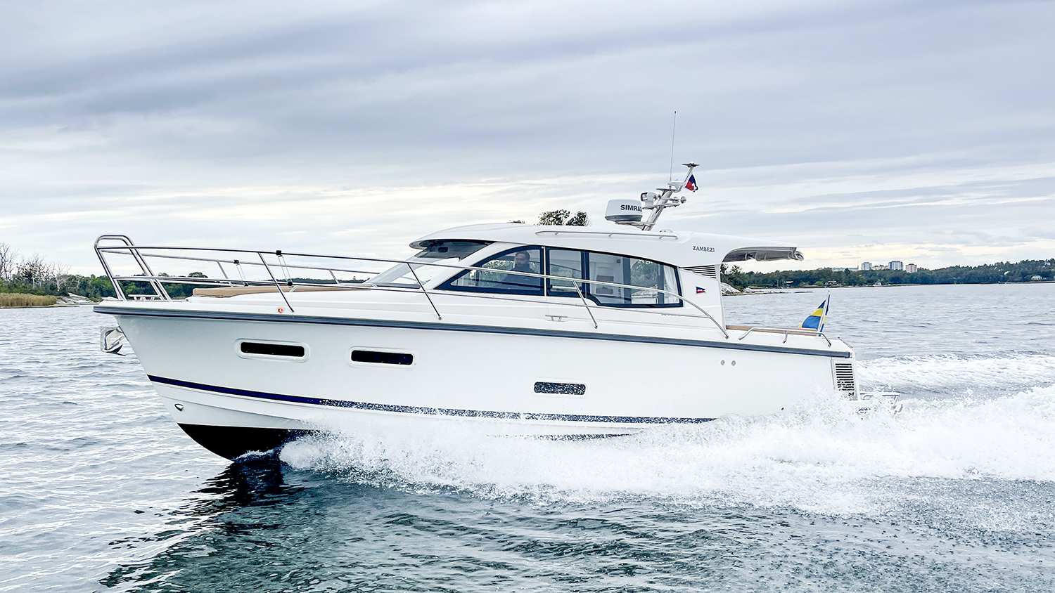 Nimbus_305_Coupe_2016_Nimbuslidingö