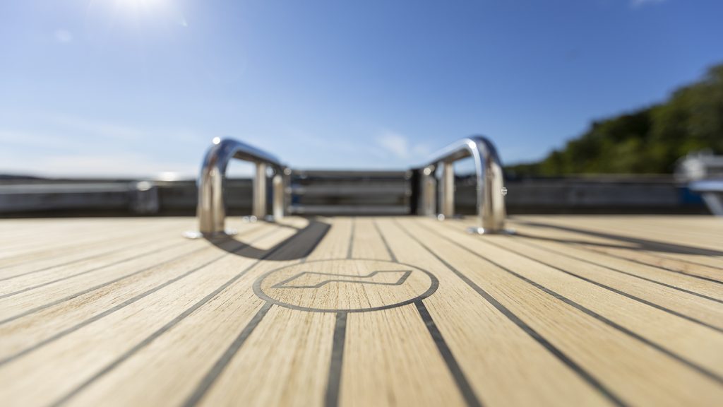 Nimbus_305_Coupé_2016_badstege