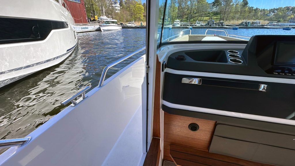 Axopar_28_Cabin_2019 (7)
