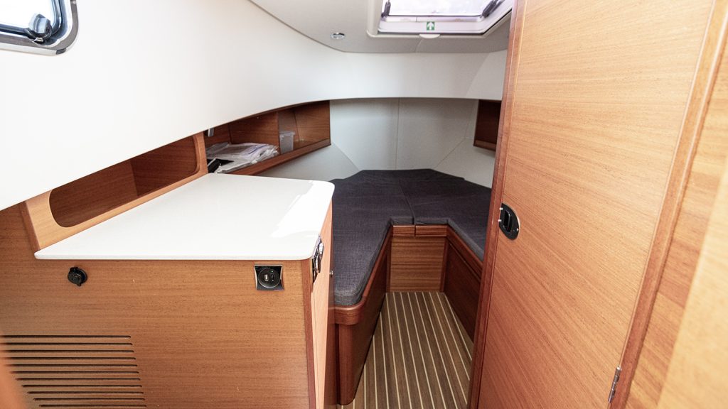 Paragon_31_Cabin_2020 (15)