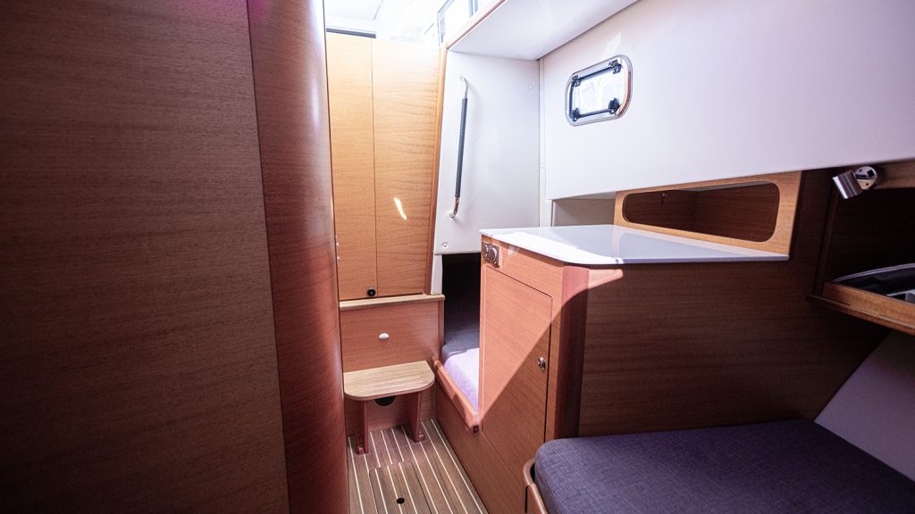 Paragon_31_Cabin_2020 (17)