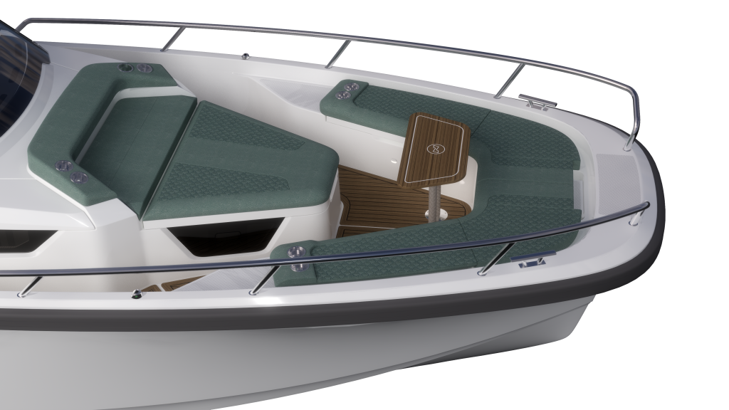 ST35_foredeck_3table