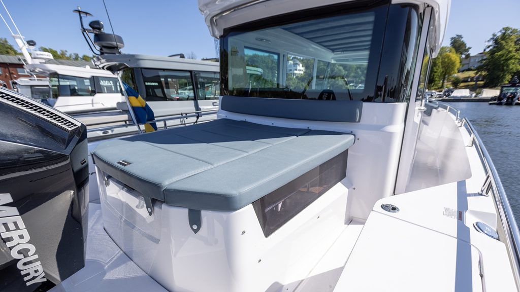 Axopar_28_Cabin_2022 (12)
