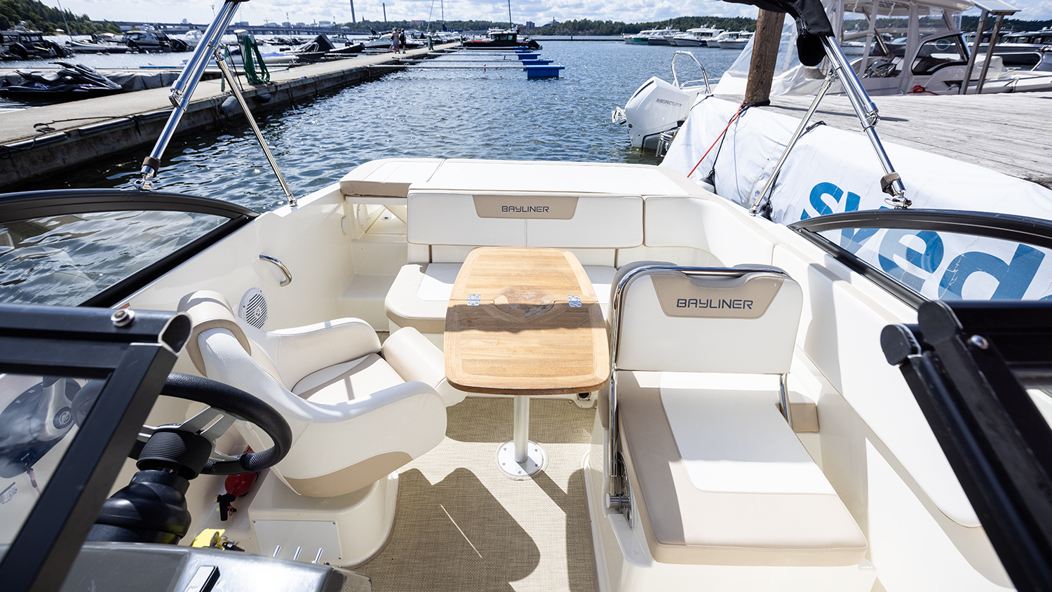 Bayliner_VR5 (12)