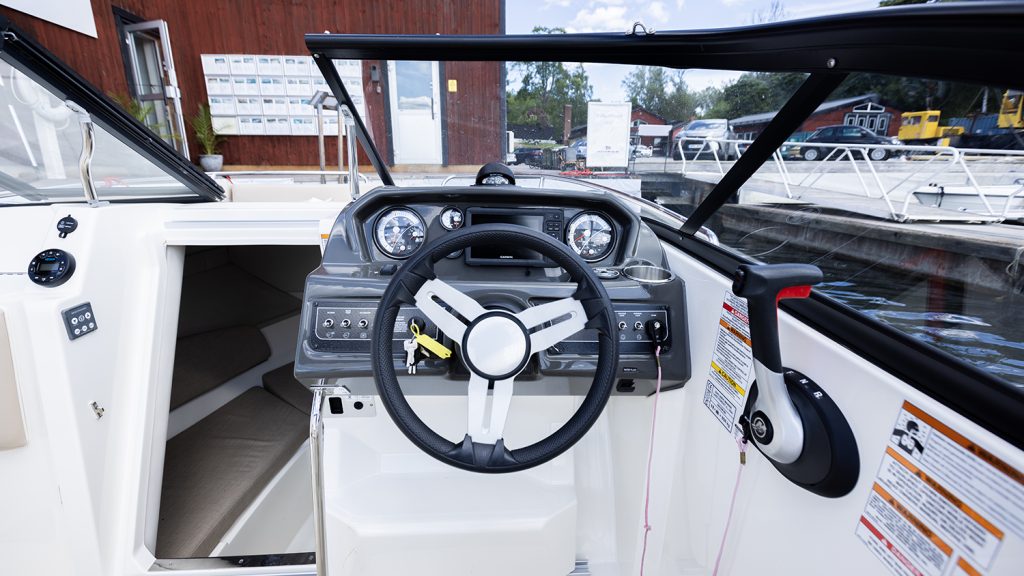 Bayliner_VR5 (7)
