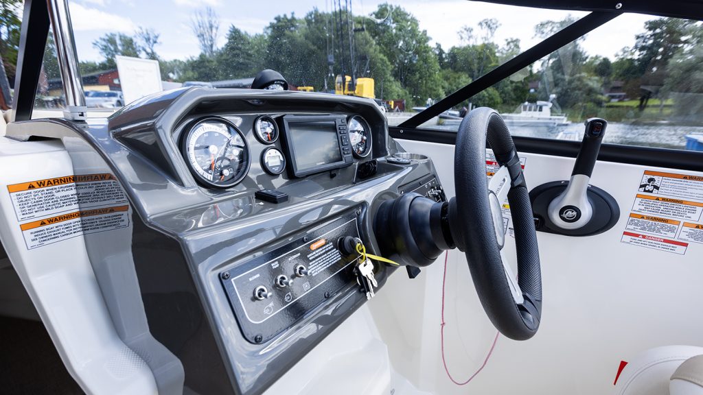 Bayliner_VR5 (9)