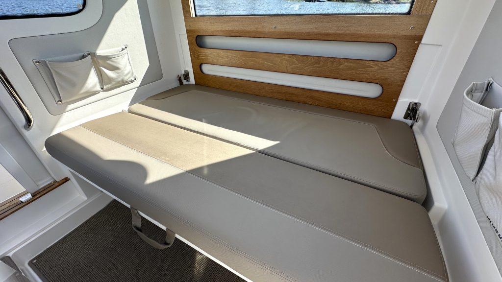 Nimbus C9 -19 (25)