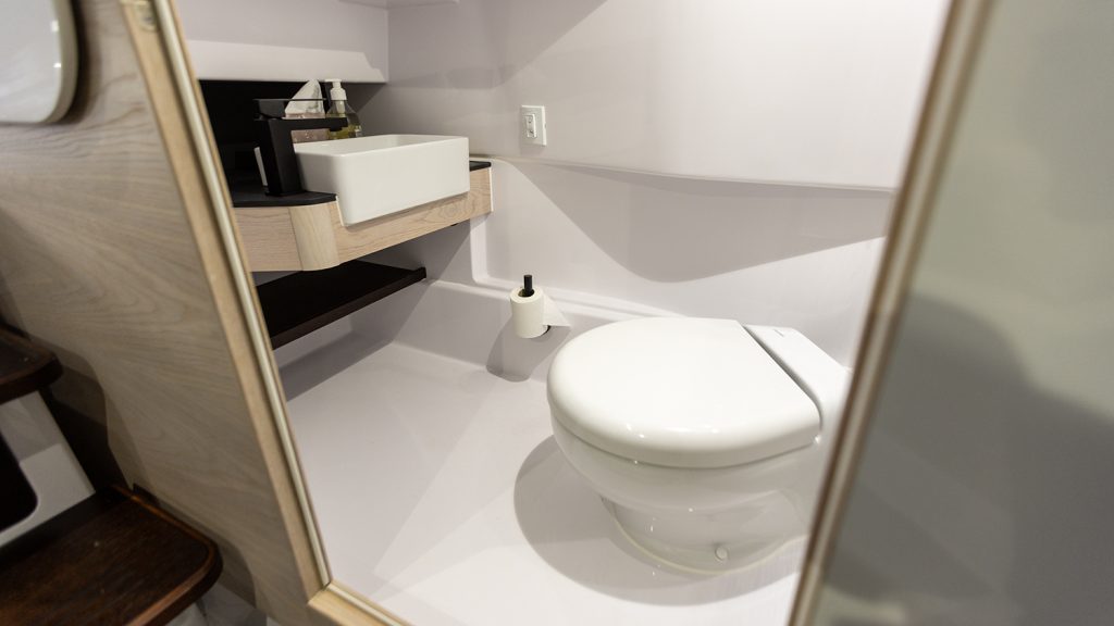 Axopar_45_XC-Cross_Cabin_2025 (10)