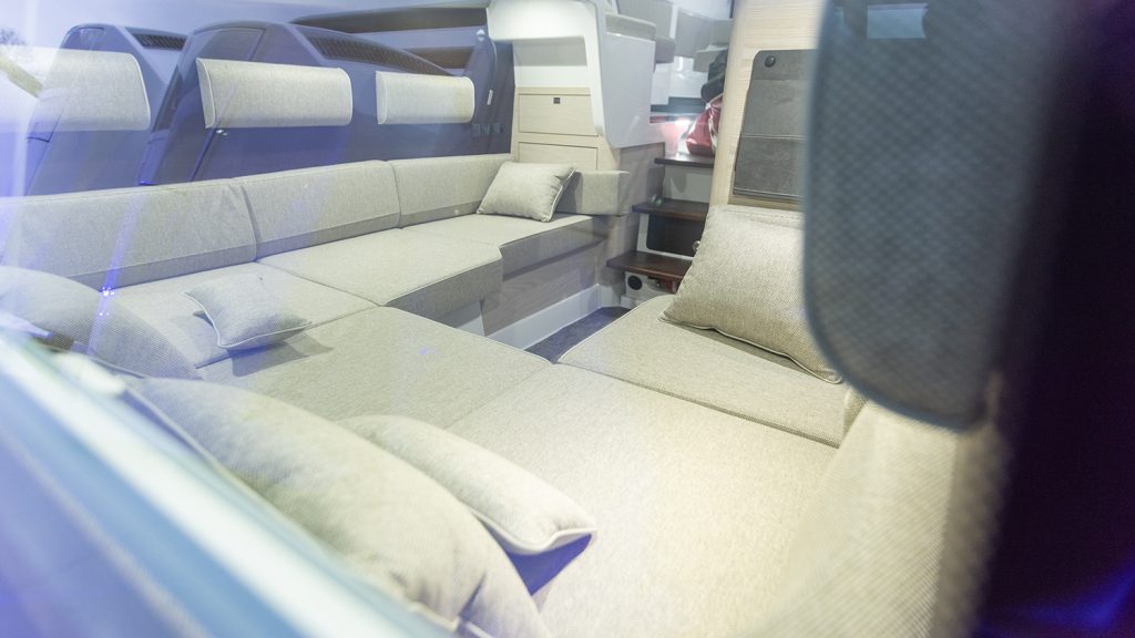 Axopar_45_XC-Cross_Cabin_2025 (18)