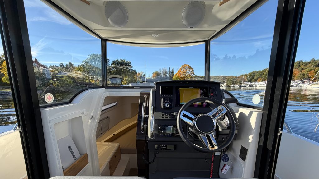 Nimbus C8 -24 (26)